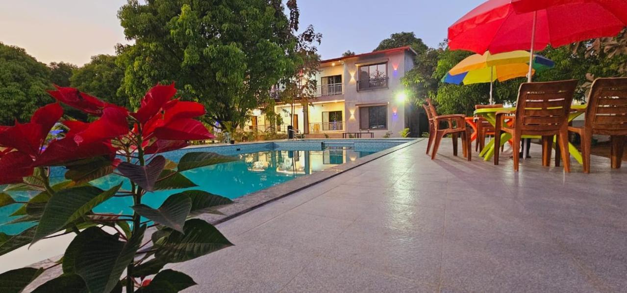Riverland Farm And Resort Karjat Buitenkant foto