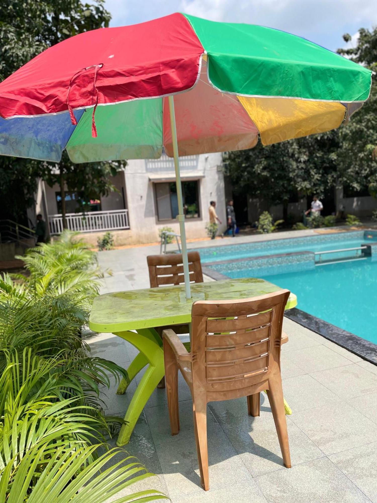 Riverland Farm And Resort Karjat Buitenkant foto