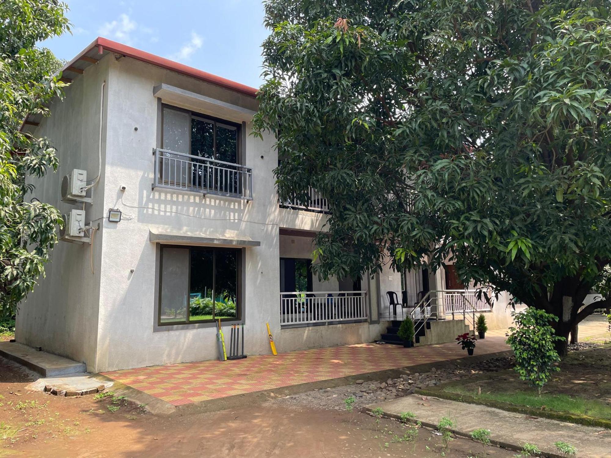 Riverland Farm And Resort Karjat Buitenkant foto