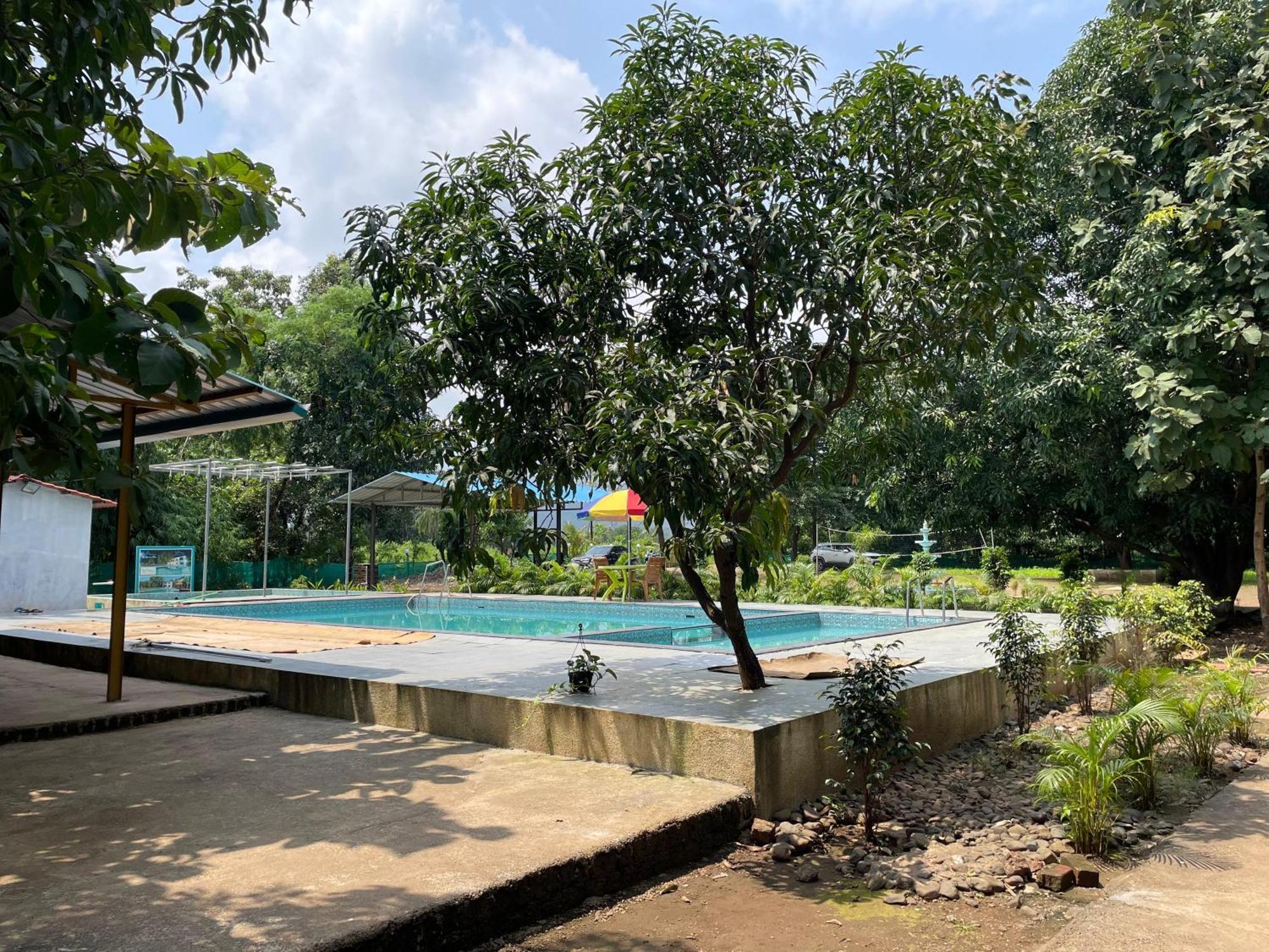 Riverland Farm And Resort Karjat Buitenkant foto